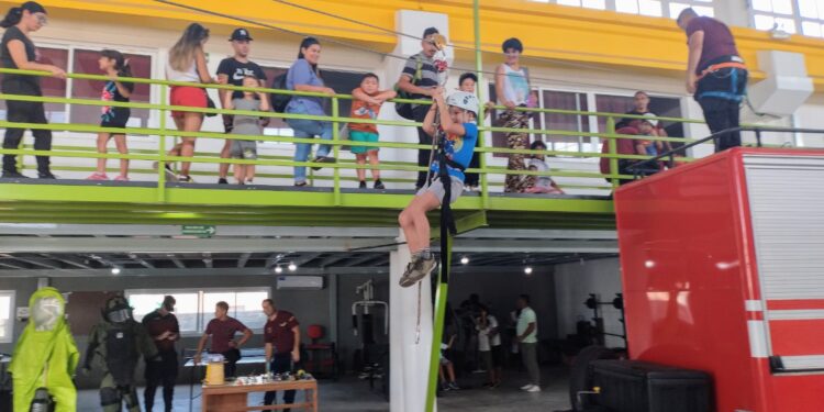 Bomberos de la Policía celebraron su 78° aniversario