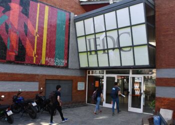 Convocan a profesionales aspirantes a cubrir cargos docentes en el IFDC