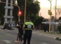 Un camión de bomberos y un vehículo chocaron en el corredor vial. Falleció una persona
