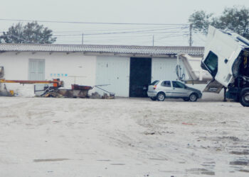 Yeso San Luis se comprometió a dar una solución a las denuncias de vecinos