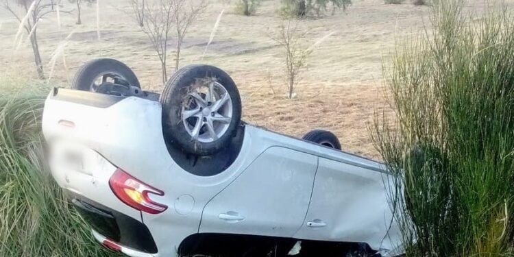 Vuelco en Autopista Serrana. Sería un jugador de Godoy Cruz de Mendoza