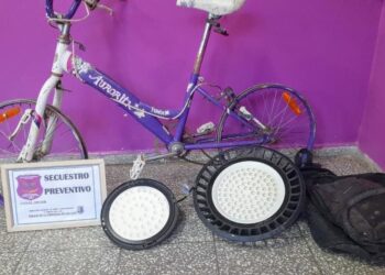 demoraron a un adolescente que tenía elementos de dudosa procedencia en su poder