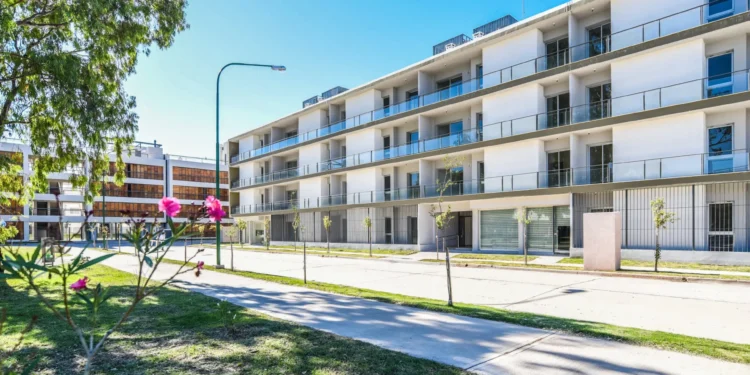 Chau Plan Procrear. El Gobierno nacional termina con el programa de viviendas que tenía 17 mil obras en curso.