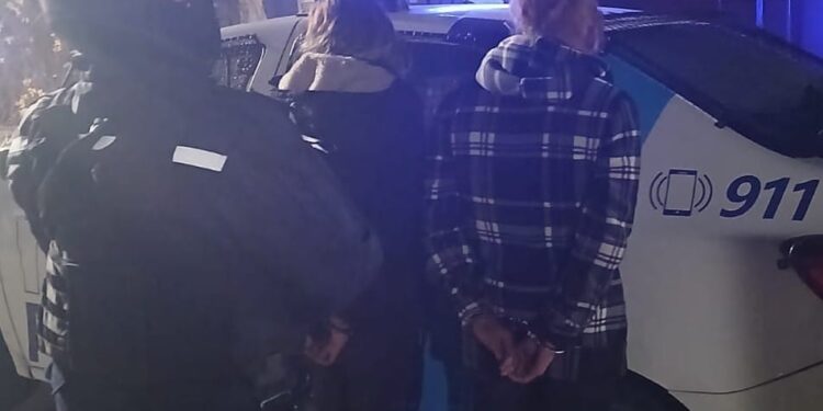 Se negaron a pagar un viaje en taxi. Fueron demoradas