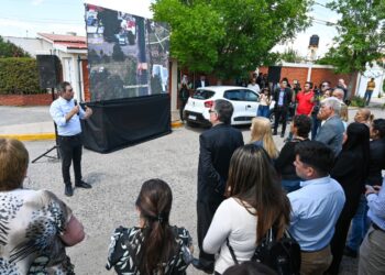 Repavimentaron 20 cuadras entre los barrios Jardín del Sur y San Luis XV