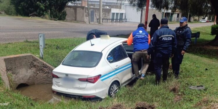 Accidente de tránsito con herido en la avenida José Santos Ortiz