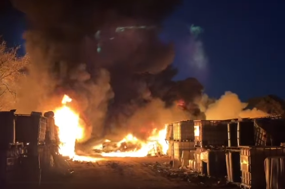 Reinicio de incendio en planta Ecochem