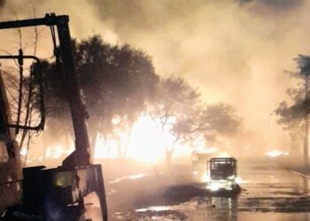 Otra vez incendio en el Parque Industrial Sur
