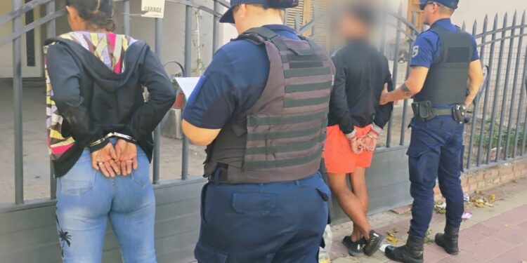 Detuvieron a dos personas por un intento de hurto en una vivienda