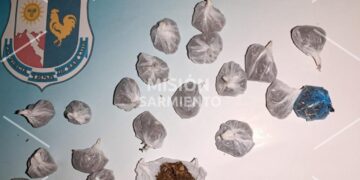 Durante la madrugada, dos adolescentes quedaron al resguardo en un procedimiento preventivo