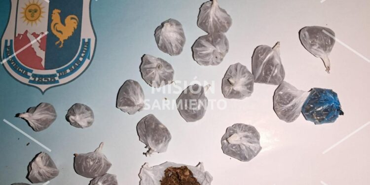 Durante la madrugada, dos adolescentes quedaron al resguardo en un procedimiento preventivo