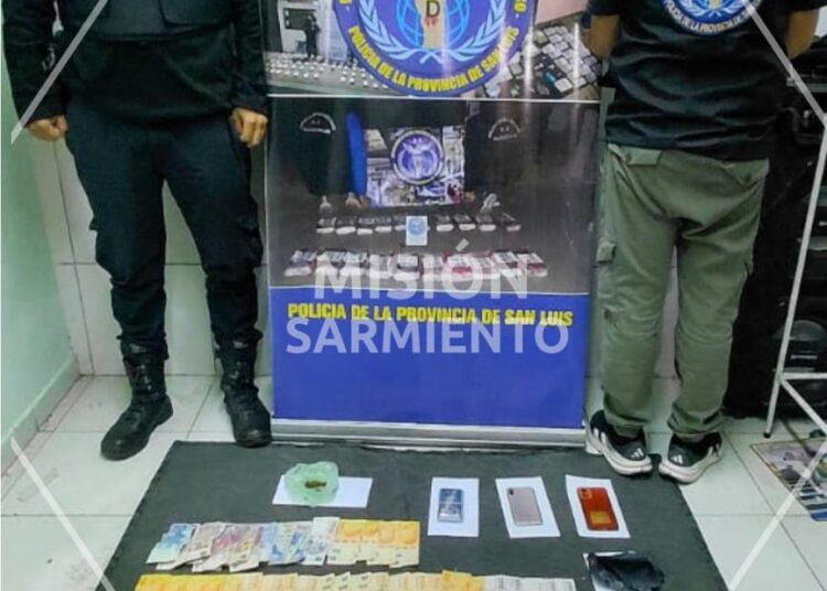 La Policía anuló un centro de venta y distribución de drogas en la ciudad de San Luis, incautó sustancias valuadas en más de 26 millones de pesos y detuvo a un hombre