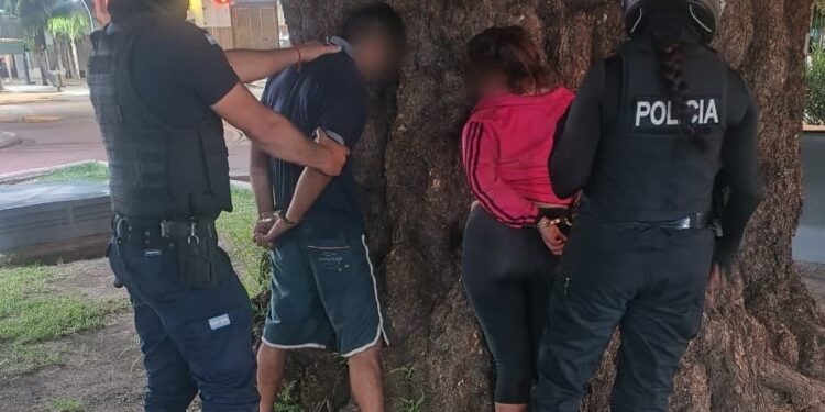 Demoraron a dos personas que realizaban tareas de “trapitos” e intentaron agredir a efectivos policiales