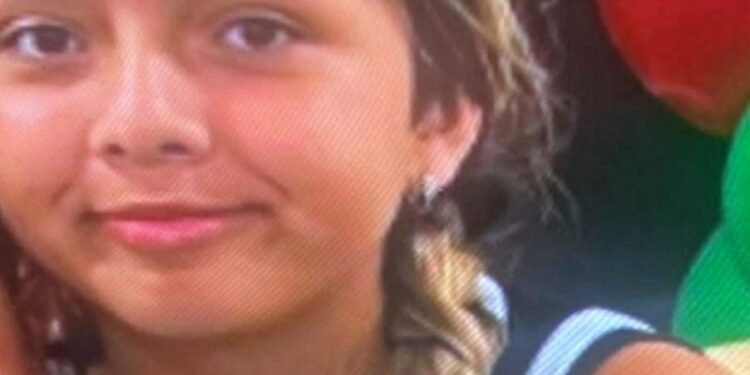 Solicitan el paradero de una adolescente