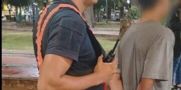 Demoraron a un joven que realizaba tareas de “trapito” y protagonizó un disturbio en la vía pública