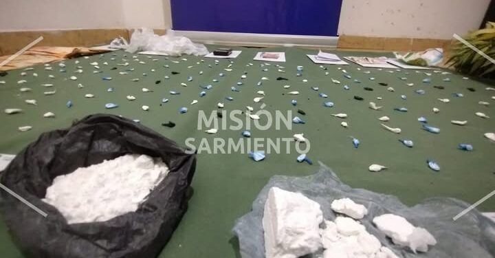 La Policía anuló un centro de venta y distribución de drogas, incautó sustancias valuadas en casi 3 millones de pesos y detuvo a un hombre