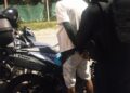 Demoraron a un hombre que exigía dinero a automovilistas en el Parque de las Naciones
