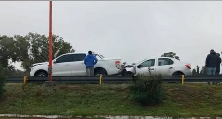 Choque en cadena en Av. Santos Ortiz