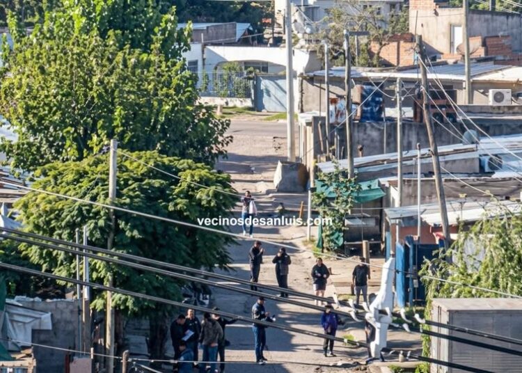 Violenta madrugada en el barrio Virgen de Luján: un hombre murió tras ser apuñalado