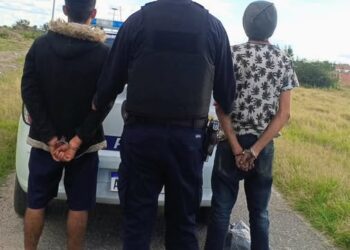 Sustraían cables de la vía pública. Fueron demorados