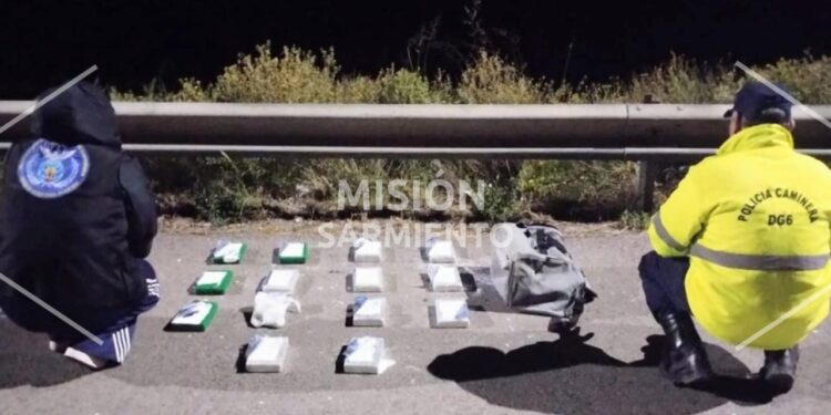 Desaguadero: la Policía halló e incautó más de 13 kilogramos de cocaína y se investiga la procedencia