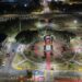 Así se ve la plaza Halcones del Cielo de noche