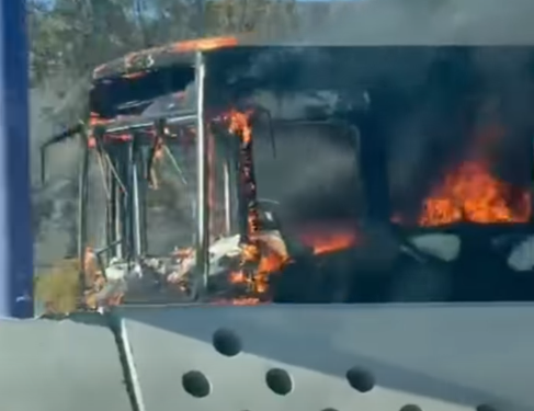 Se incendió un colectivo de la empresa SOLBUS