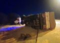 Volcó la carga de un camión en la Autopista de las Serranías Puntanas