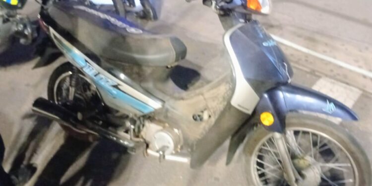Recuperaron una motocicleta que había sido sustraída del estacionamiento de un supermercado