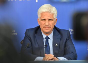 Poggi enviará a la Legislatura una nueva ley de ministerios y de reactivación económica