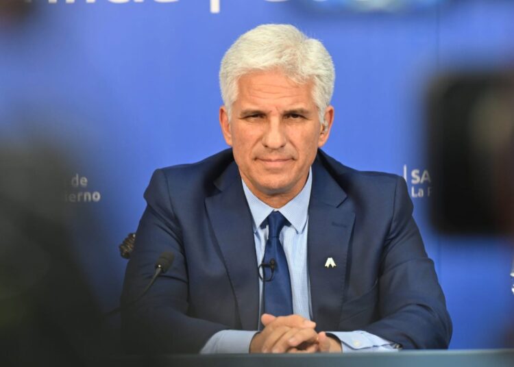 Poggi enviará a la Legislatura una nueva ley de ministerios y de reactivación económica