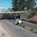 Un colectivo chocó a una joven en el Puente Blanco y el chofer siguió de largo