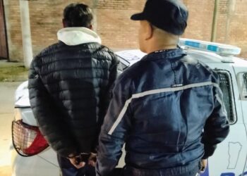 Demoraron a un joven por ocasionar disturbios en la vía pública