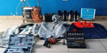 Tras un allanamiento por una causa de robo, la Policía recuperó distintos elementos y secuestró otros objetos de dudosa procedencia