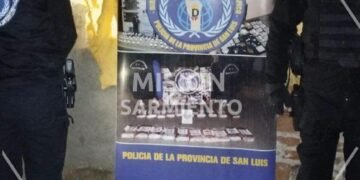 San Luis: la Policía anuló dos centros de venta y distribución de drogas, incautó sustancias valuadas en casi un millón de pesos y detuvo a tres hombres