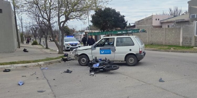 Un joven murió cuatro días después de sufrir un choque entre una moto y un auto