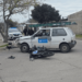 Dos jóvenes sufrieron graves heridas tras un choque entre una motocicleta y un automóvil