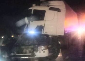 Dos camiones protagonizaron un choque en la Autopista de las Serranías Puntanas
