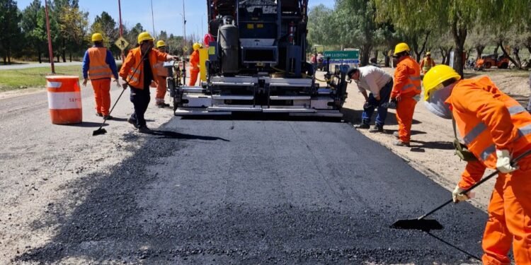 Avanza la repavimentación y puesta en valor de la avenida José Santos Ortiz