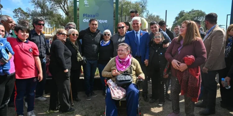 Barrio CGT: renovaron la Plaza Parque y recambiaron 10 paños de hormigón